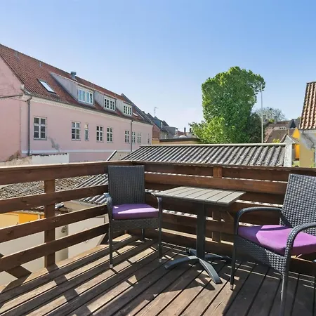 Marilena - 300m From The Sea By Interhome