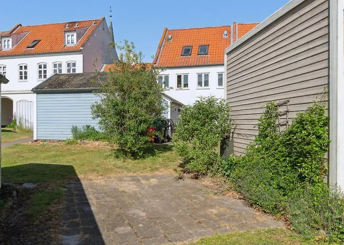 Marilena - 300m From The Sea By Interhome Дом отдыха